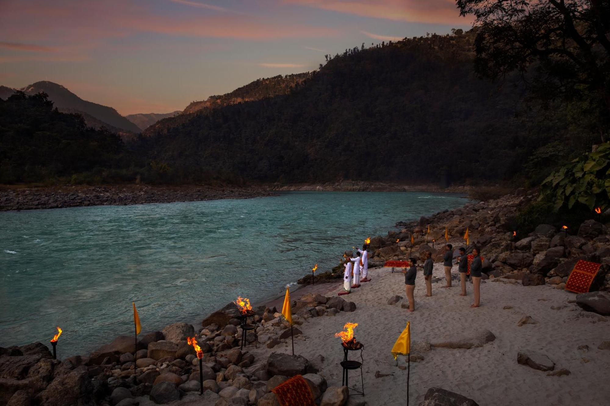 Anand Kashi By The Ganges Rishikesh - Ihcl Seleqtions Hotell Sirasu Eksteriør bilde